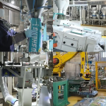 幼犬狗粮生产厂家-OEM ODM有机高级15kg 20kg