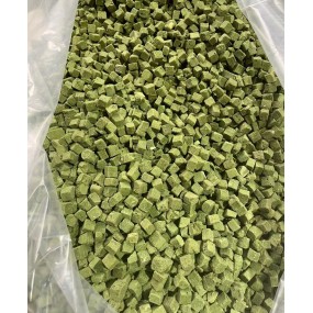 冻干食品厂家-代工贴牌天然冻干生鲜鸡肉猫草