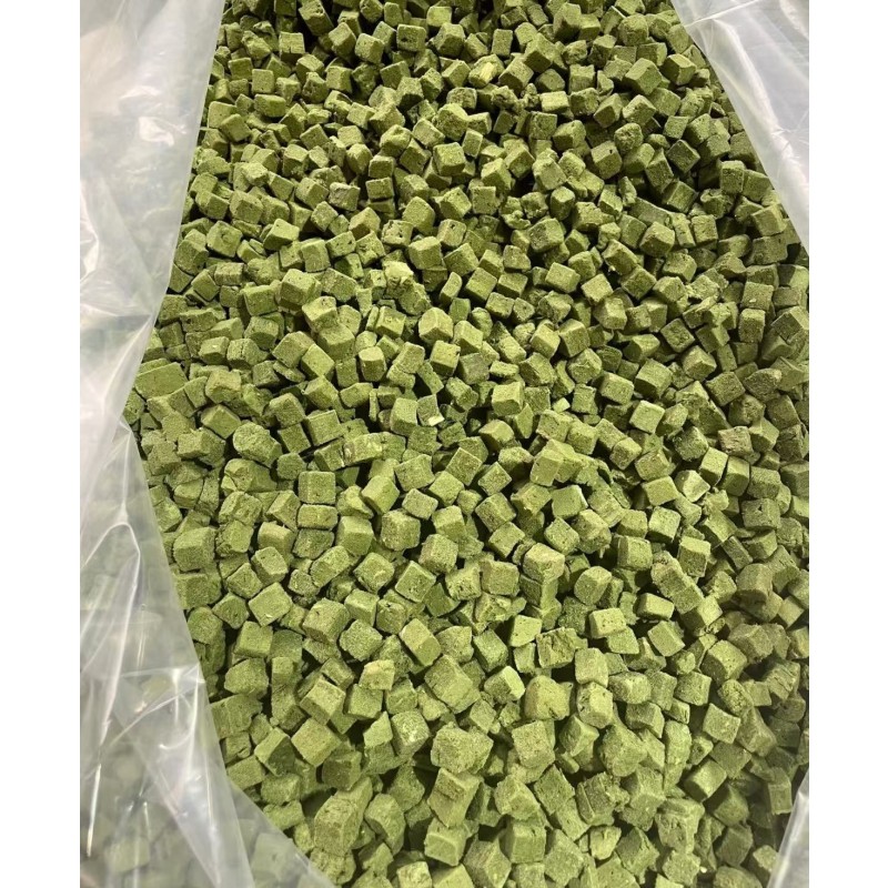 冻干食品厂家-代工贴牌天然冻干生鲜鸡肉猫草