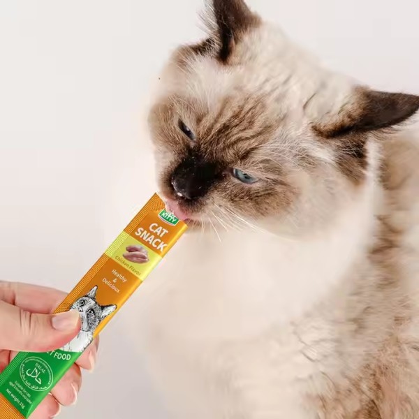 猫零食工厂-OEM ODM可舔湿肉条