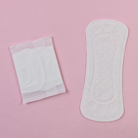 卫生巾生产厂家-可定制柔软棉质150mm