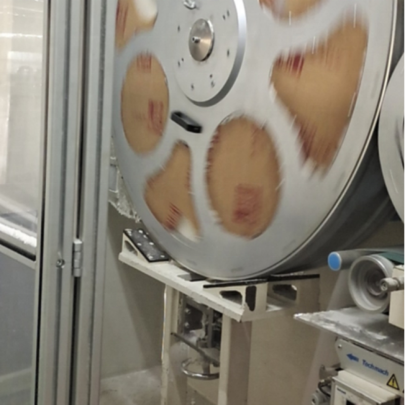 婴儿纸尿裤机械工厂-二手制造机