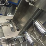 成人纸尿裤包装机工厂-半自动填充