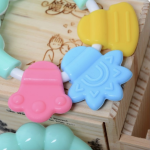 婴儿磨牙器厂家 - 批发摇铃食品级硅胶