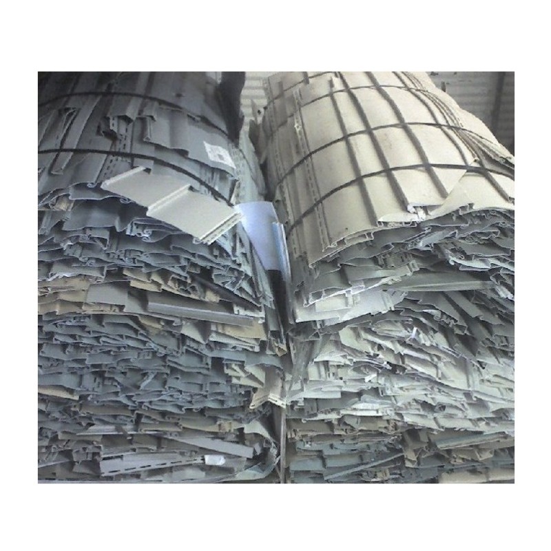 PVC废料生产商 - 可定制工业PVC型材