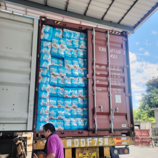 成人纸尿裤厂家 - 柔软透气一次性尿布定制批发