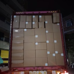 婴儿湿巾厂家 - 定制水刺湿巾清洁湿巾代工