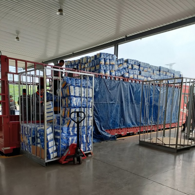 婴儿纸尿裤工厂 - 中国Mami Love手掌日式成人亲吻儿童