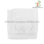 婴儿针织毯工厂 - 棉孔眼设计舒适轻量新生