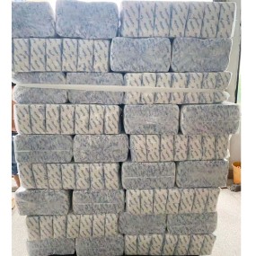 女性卫生巾工厂 - 实惠价批发超柔干爽库存女士