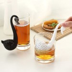 TEA07 Favorable Creative Swan Shaped Non-toxic Plastic Hooking Tea Infusers Loose Tea Spice Filter