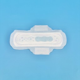 卫生巾生产厂家 - 批发超透气负离子护翼