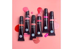 Private Custom Soft Squeeze Tube Lip Gloss: An Excellent Choice for Cosmetic OEM/ODM Cooperation