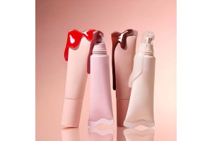 20 Years of Cosmetics OEM Experience: Tradelane Vegan Waterproof Lip Gloss Becomes a New Favorite for ODM/OEM Cooperation