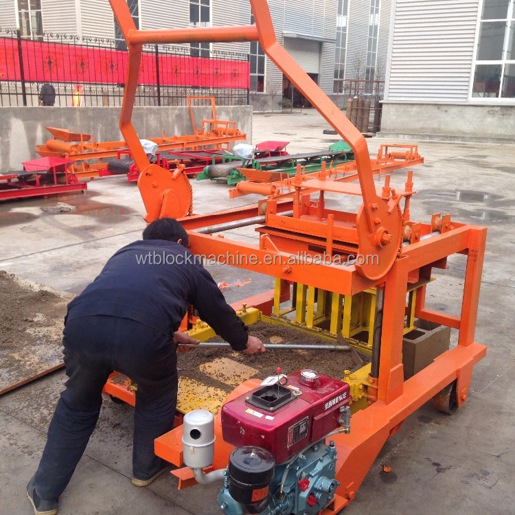 Egg laying movable block machine