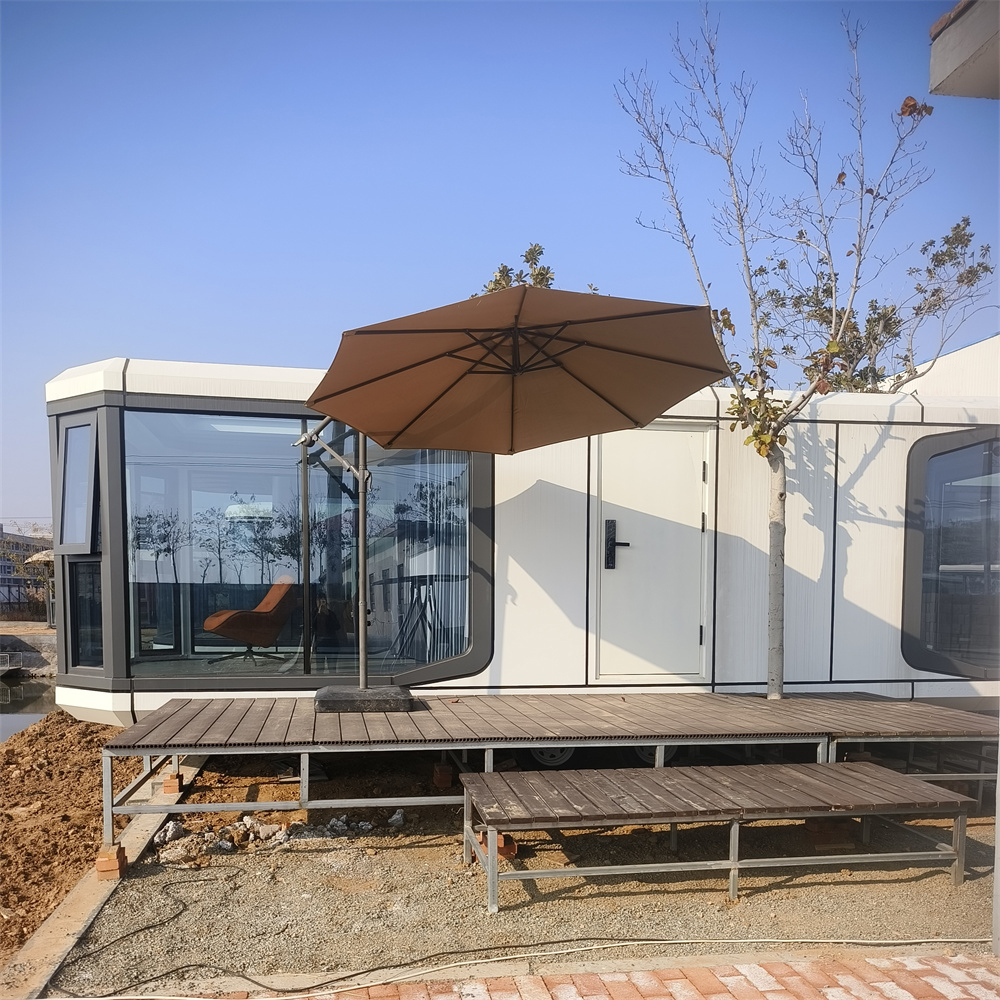 Detachable Capsule House