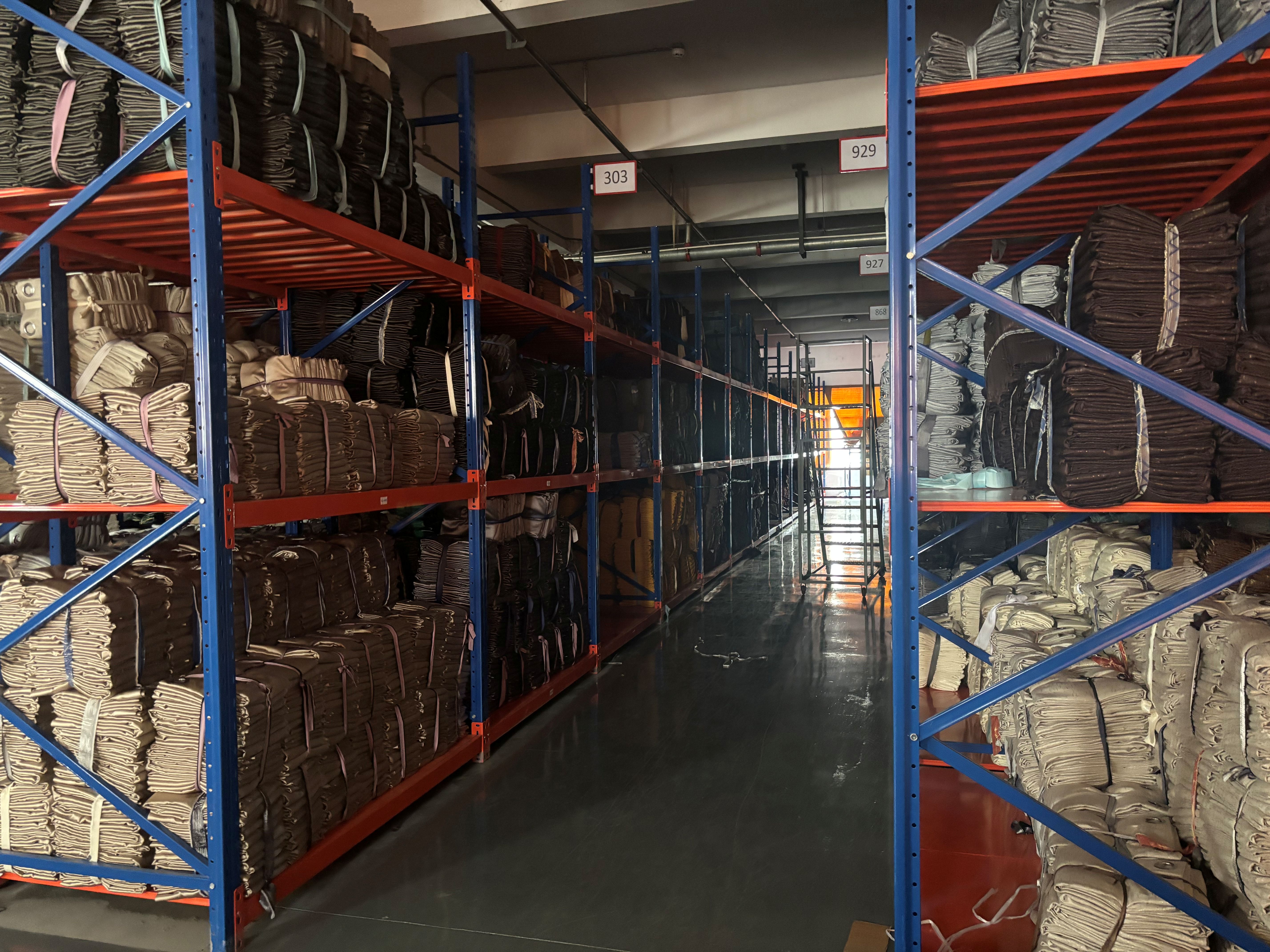 stock finish curtain