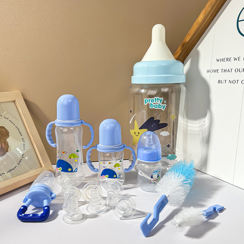 Baby bottle gift set