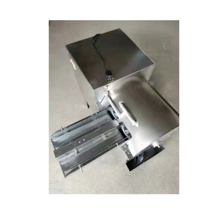 Egg processing machine