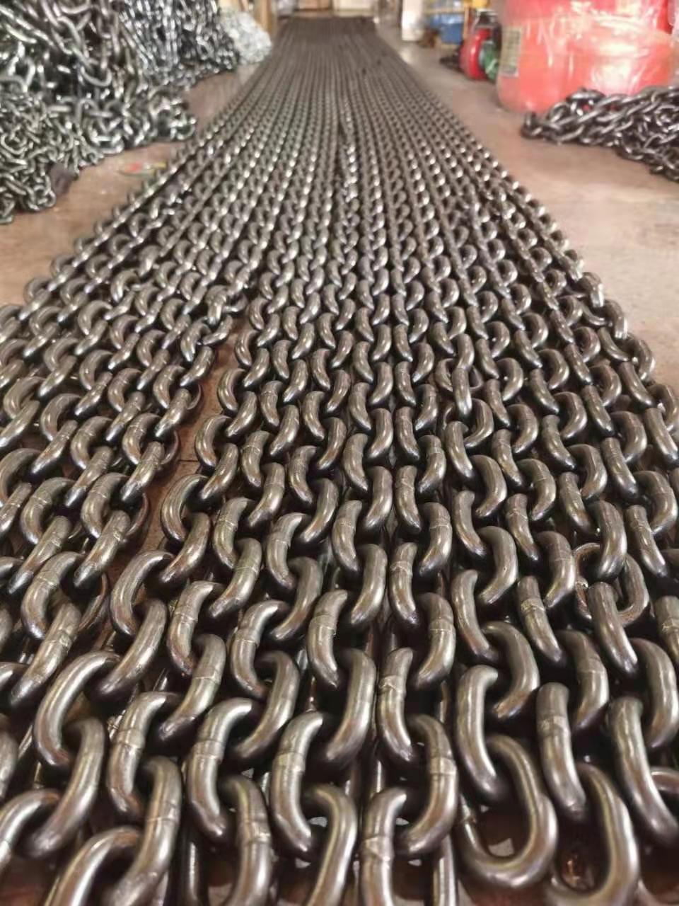 Lifting chain