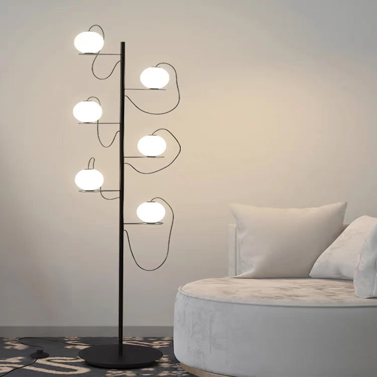 Floor lamp
