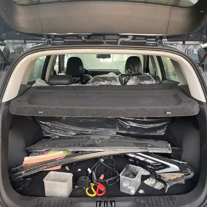 Non-retractable cargo cover