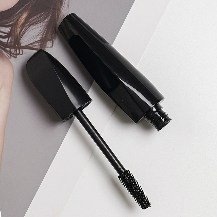 Private label eye makeup