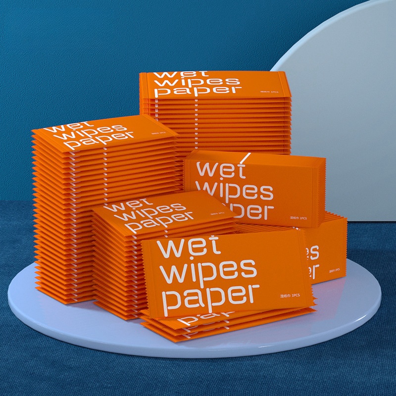 wet wipes