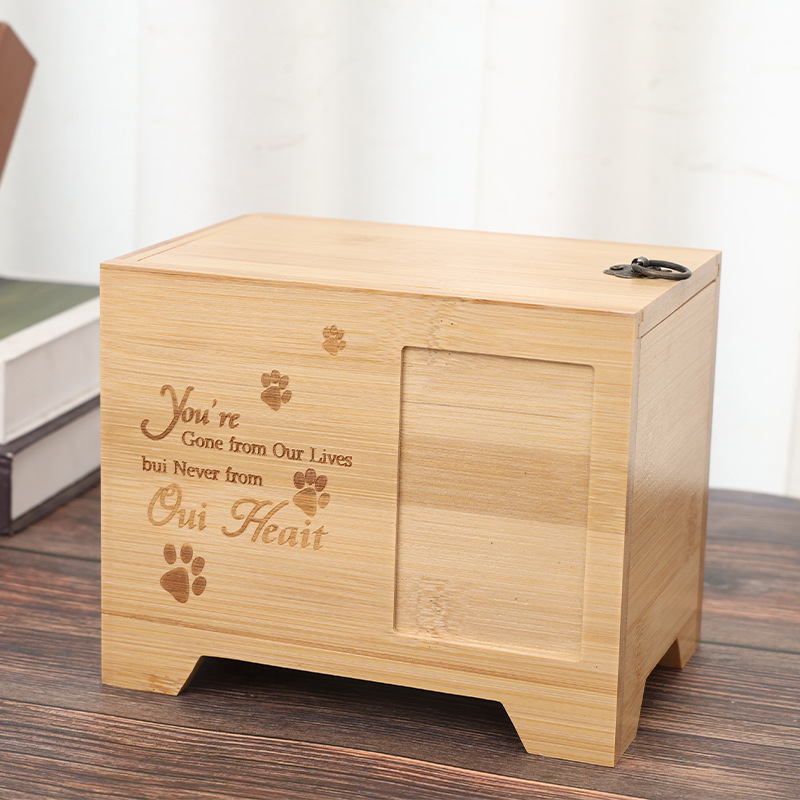 Pet ashes urn